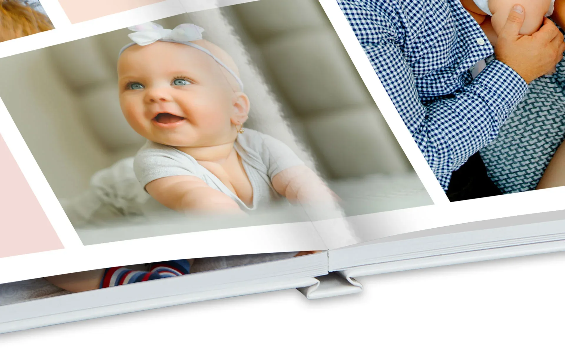 Ein Happy Fotobuch ca. A4 hoch Hardcover mit Layflat-Bindung.