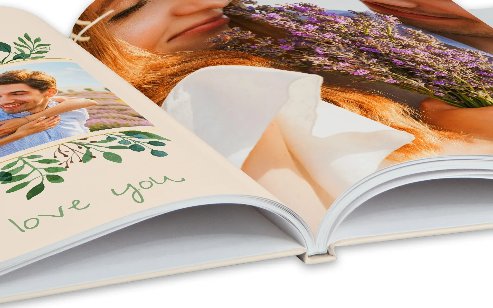 Ein Happy Fotobuch ca. 13 x 19 cm Hardcover mit Klebebindung.