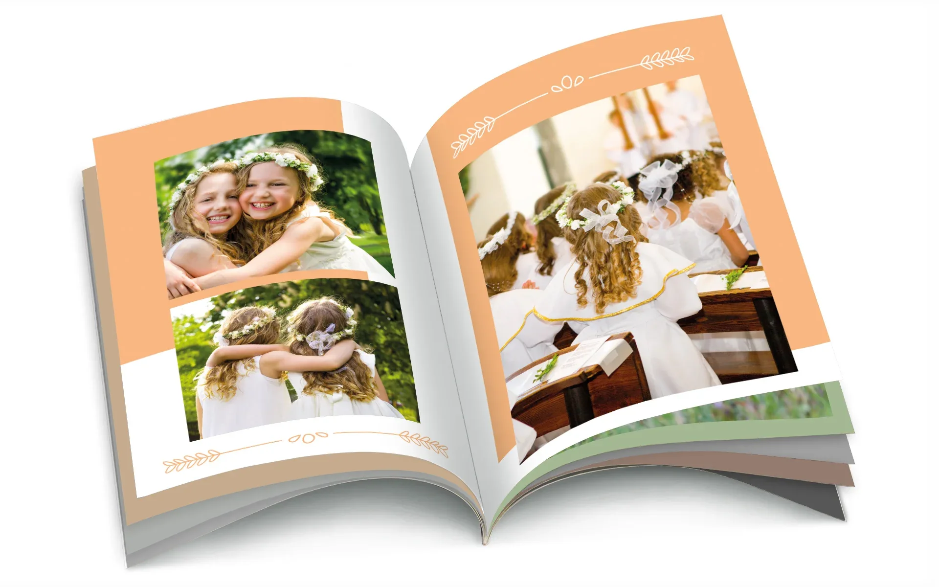 Happy Fotobuch ca. A4 hoch Ein aufgeschlagenes Happy Fotobuch im Format ca. A4 hoch zeigt zwei Mädchen bei ihrer Erstkommunion.