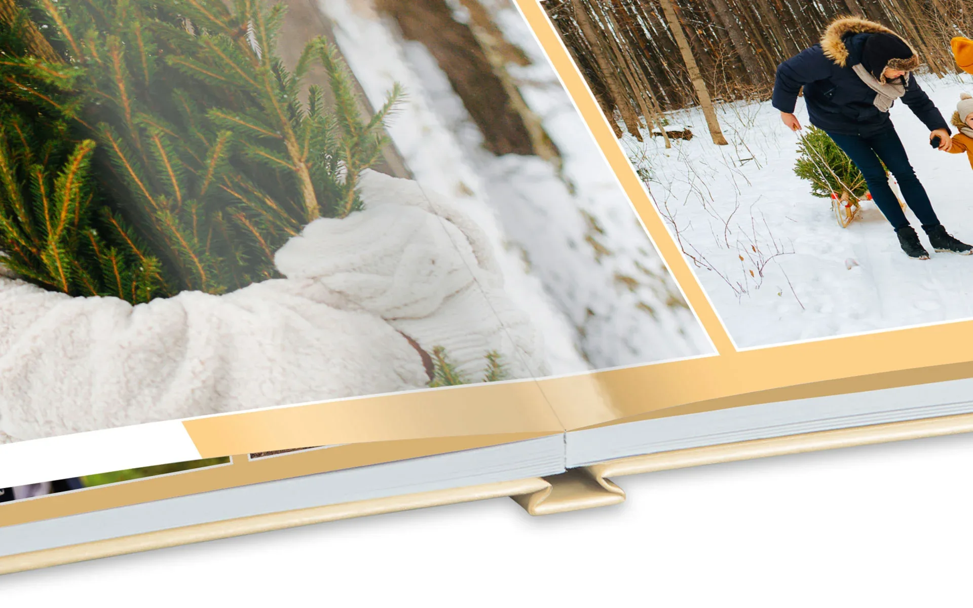 Ein Happy Fotobuch ca. 30 x 30 cm Hardcover mit Layflat-Bindung.
